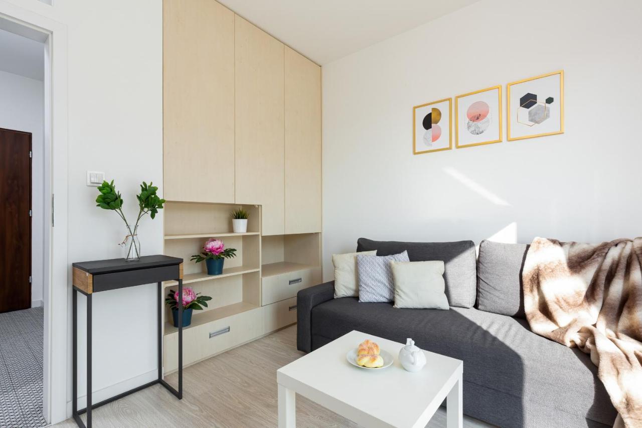 Metro Bielany Apartments By Noclegi Renters Warsawa Bagian luar foto
